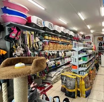 فروشنده محصولات اومرو